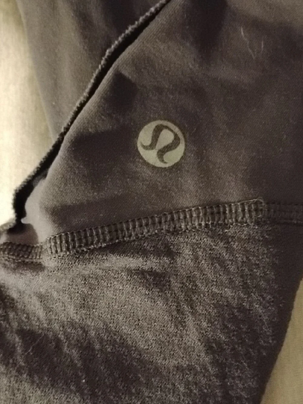 lululemon athletica sleek capri